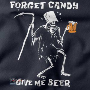 Buy closeup Tshirt - Halloween Give Me Beer