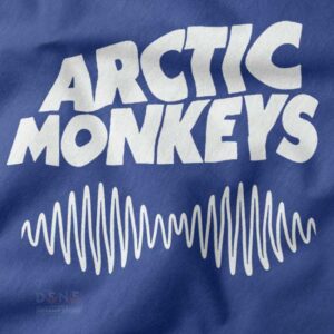 Merch Rock Band Tshirt closeup - Arctic Monkeys AM Wave