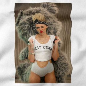 Miley Cyrus teddy bear graphic t-shirt dress streetwear